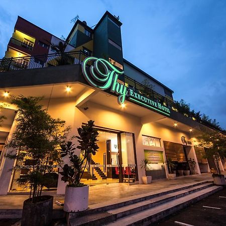 Thy Executive Hotel Johor Bahru Dış mekan fotoğraf
