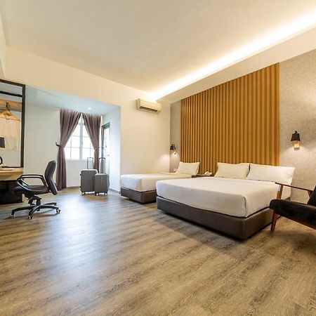 Thy Executive Hotel Johor Bahru Dış mekan fotoğraf