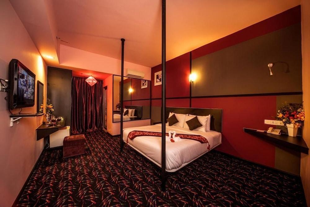 Thy Executive Hotel Johor Bahru Dış mekan fotoğraf