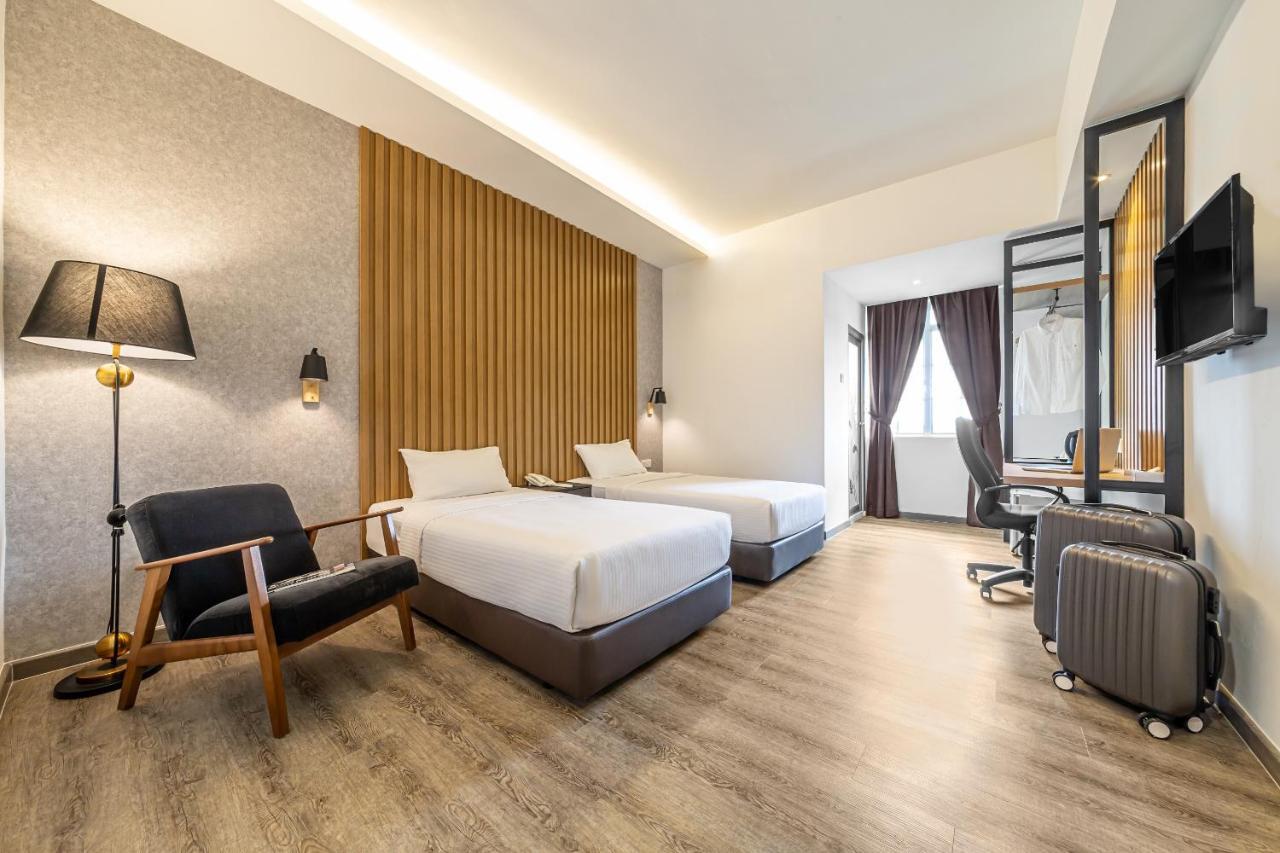 Thy Executive Hotel Johor Bahru Dış mekan fotoğraf